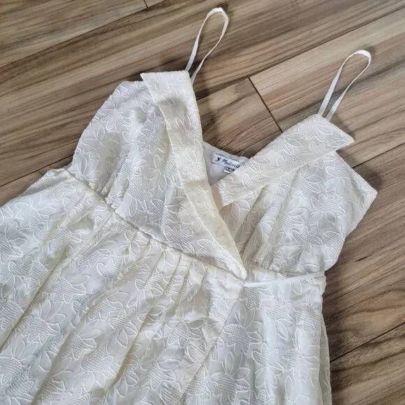 🆕️ Madewell Pleated Viole Crinkle Embroidered Floral Wrap Midi Dress in Ivory
