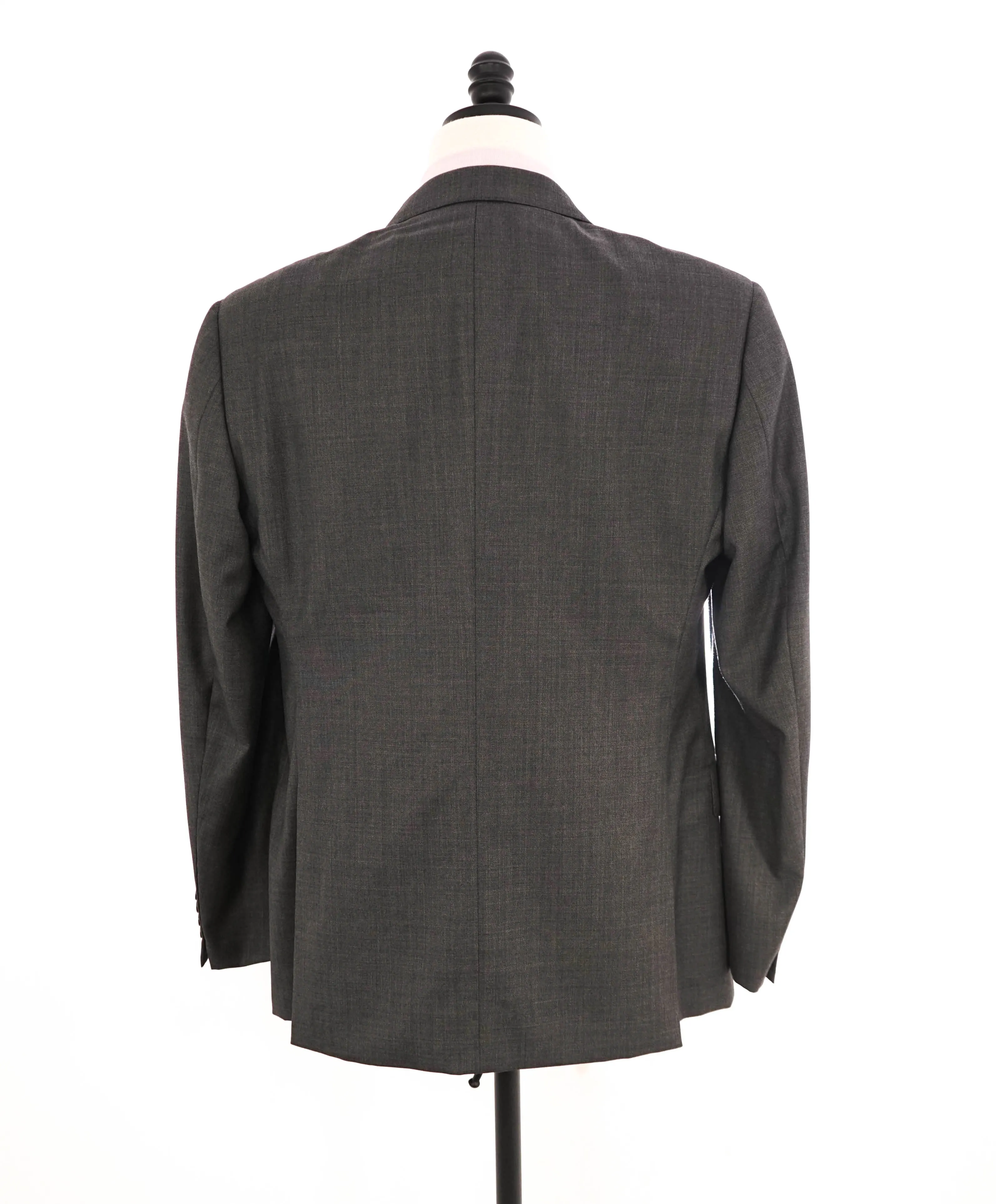 $1,995 EMPORIO ARMANI - “G LINE” Gray 1-Btn Notch Lapel 130's Suit - 42R
