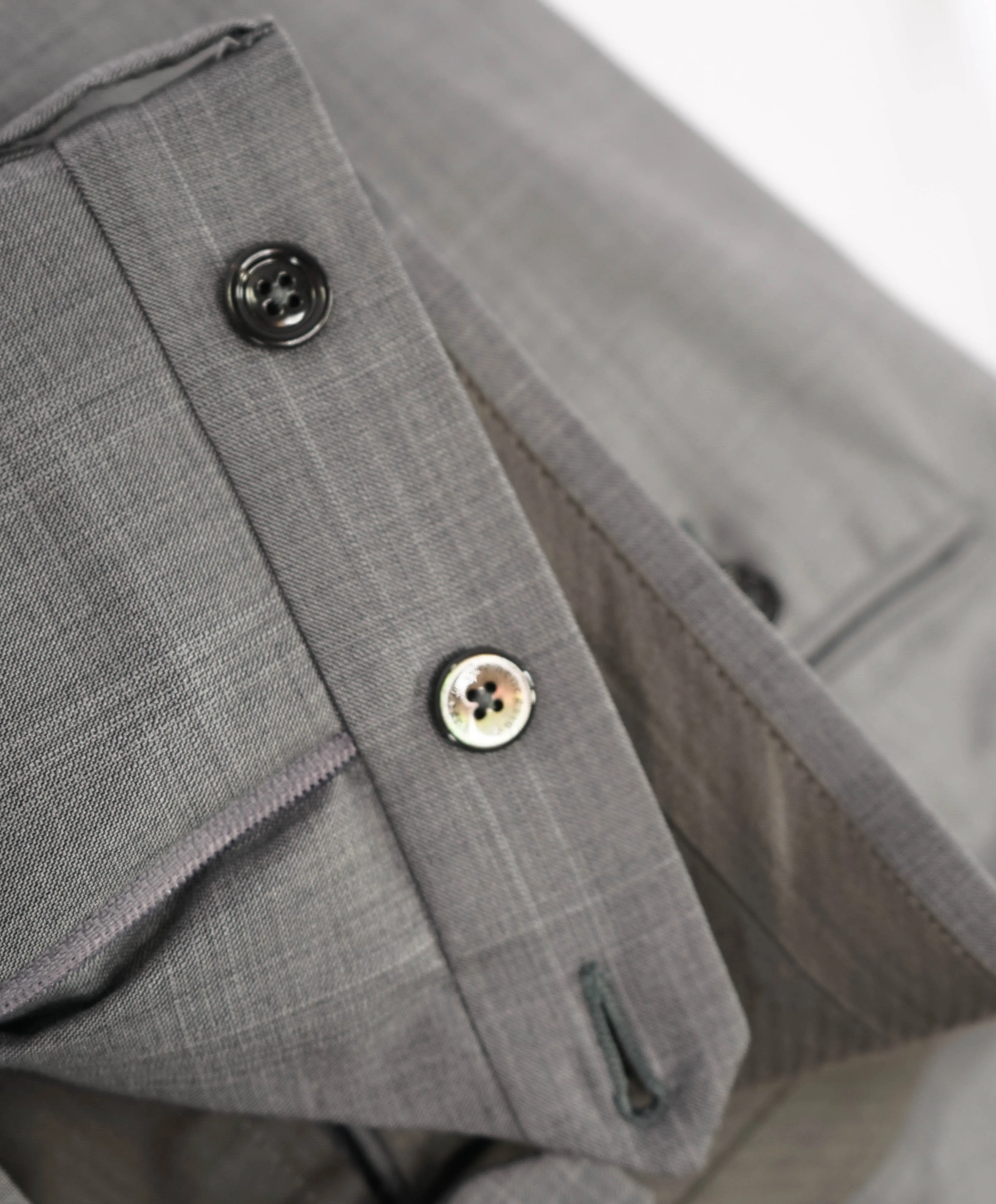 $4,690 ERMENEGILDO ZEGNA -"TROFEO 600" SILK Gray Check Suit - 44R