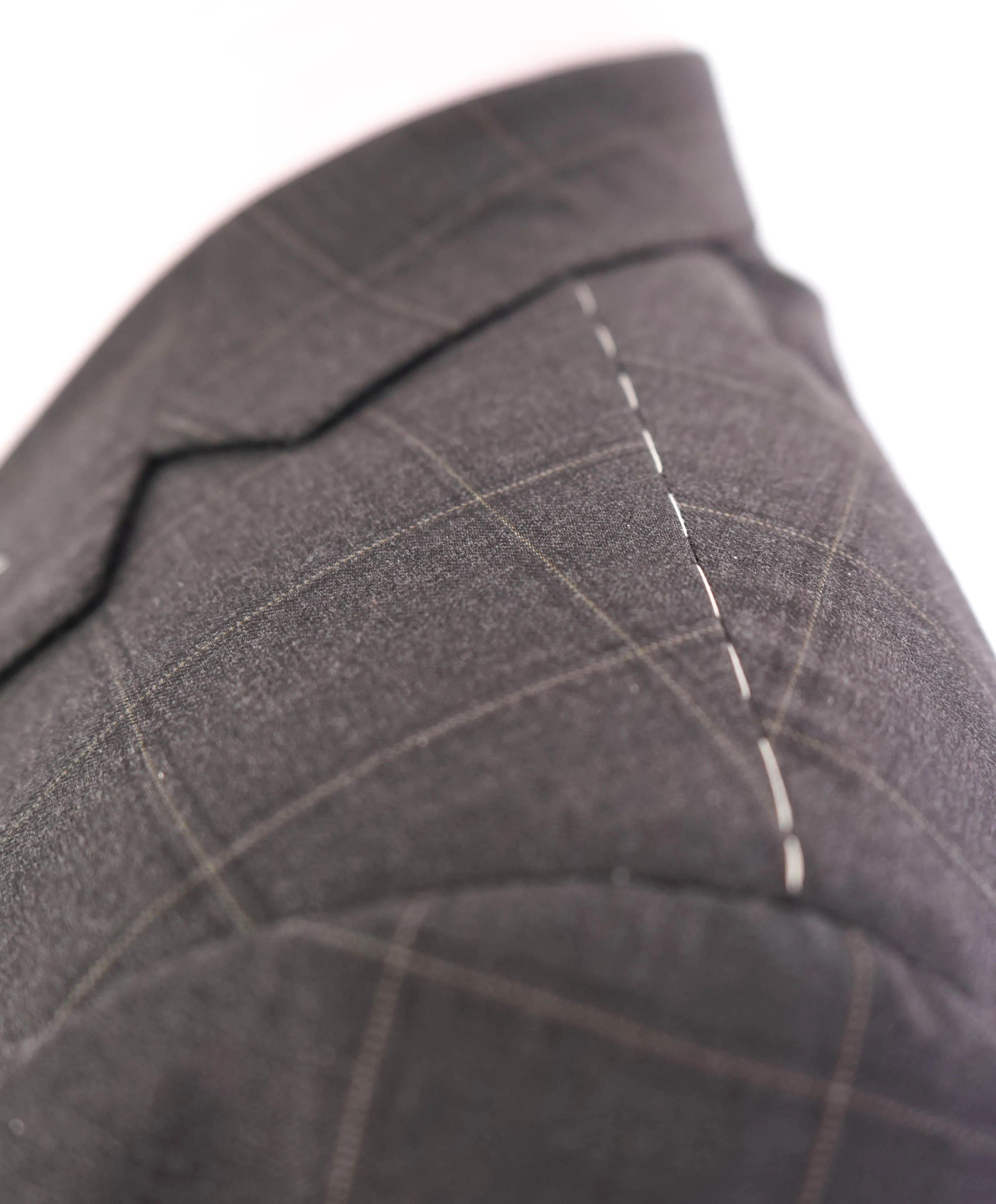 $6700 BRIONI - Gray Chalk Windowpane Super 160's Suit - 40R