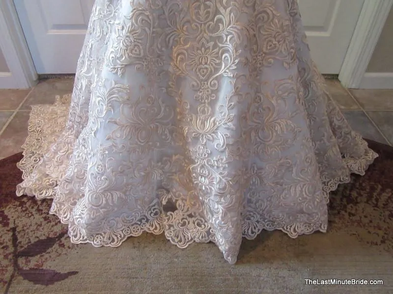 Allure Bridals 2811
