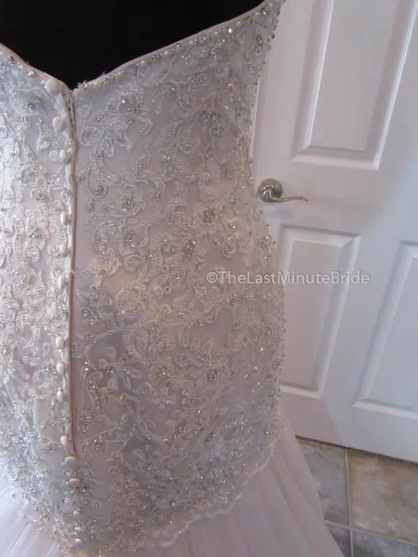 Allure Bridals 9325 size 16