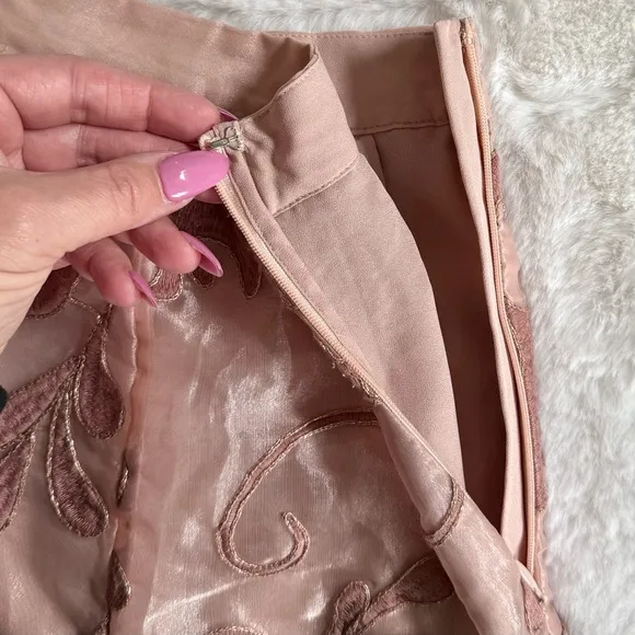 ANTHROPOLOGIE XL NWT MAEVE Shannon Embroidered Midi Skirt • Dusty Rose Floral