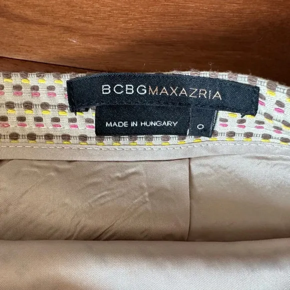 BCBGMaxAzria Tan Chevron A-Line Skirt size 0