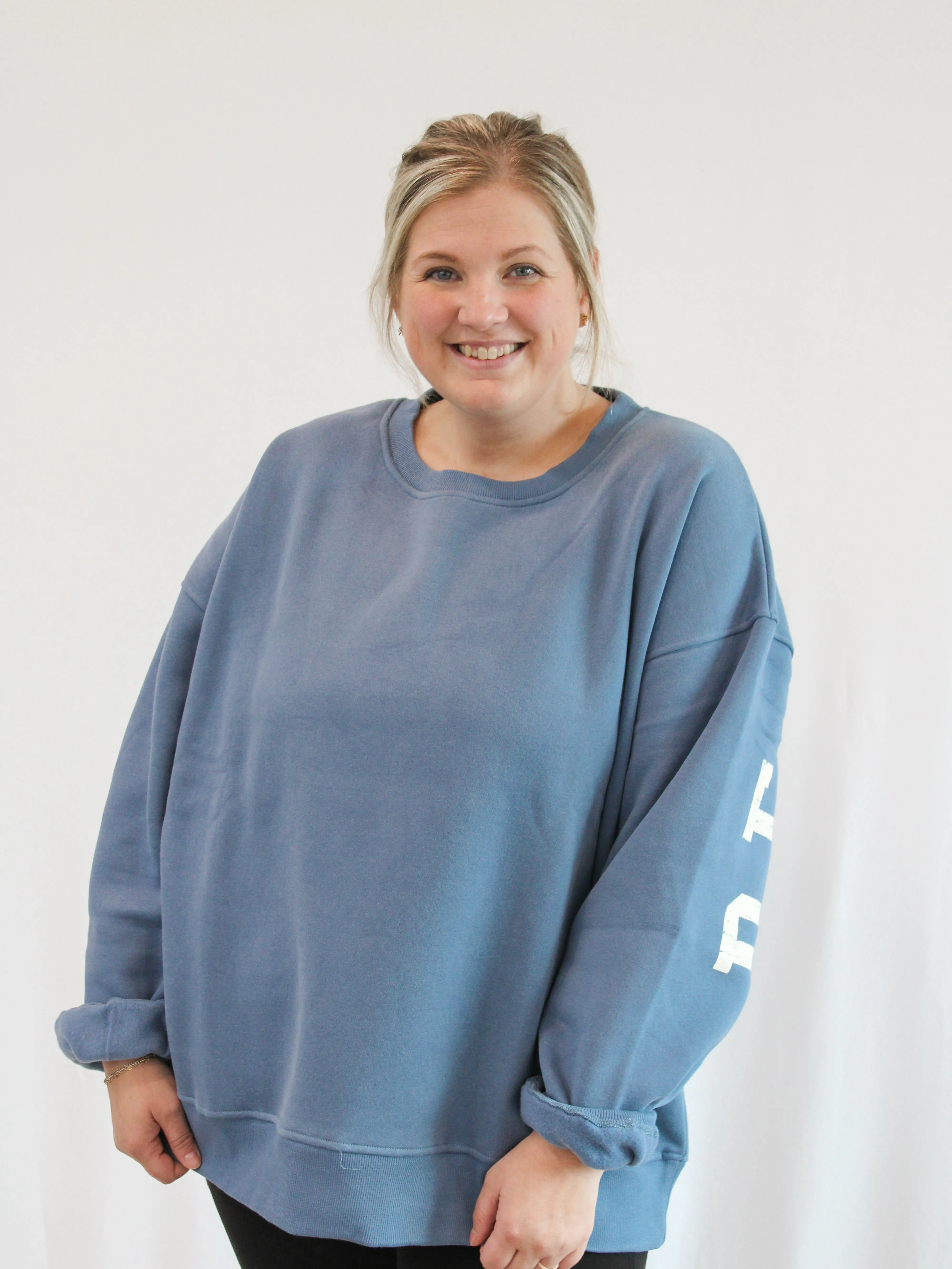 BE YOURSELF CURVY CREWNECK