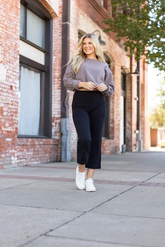 Black - Kick Flare Leggings with Pockets