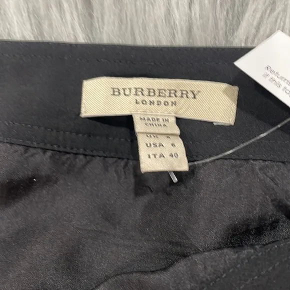 Burberry London Womens Bubble Hem Pleated Skirt Black Size 6