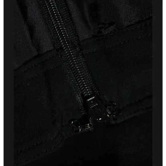 Burberry London Womens Bubble Hem Pleated Skirt Black Size 6