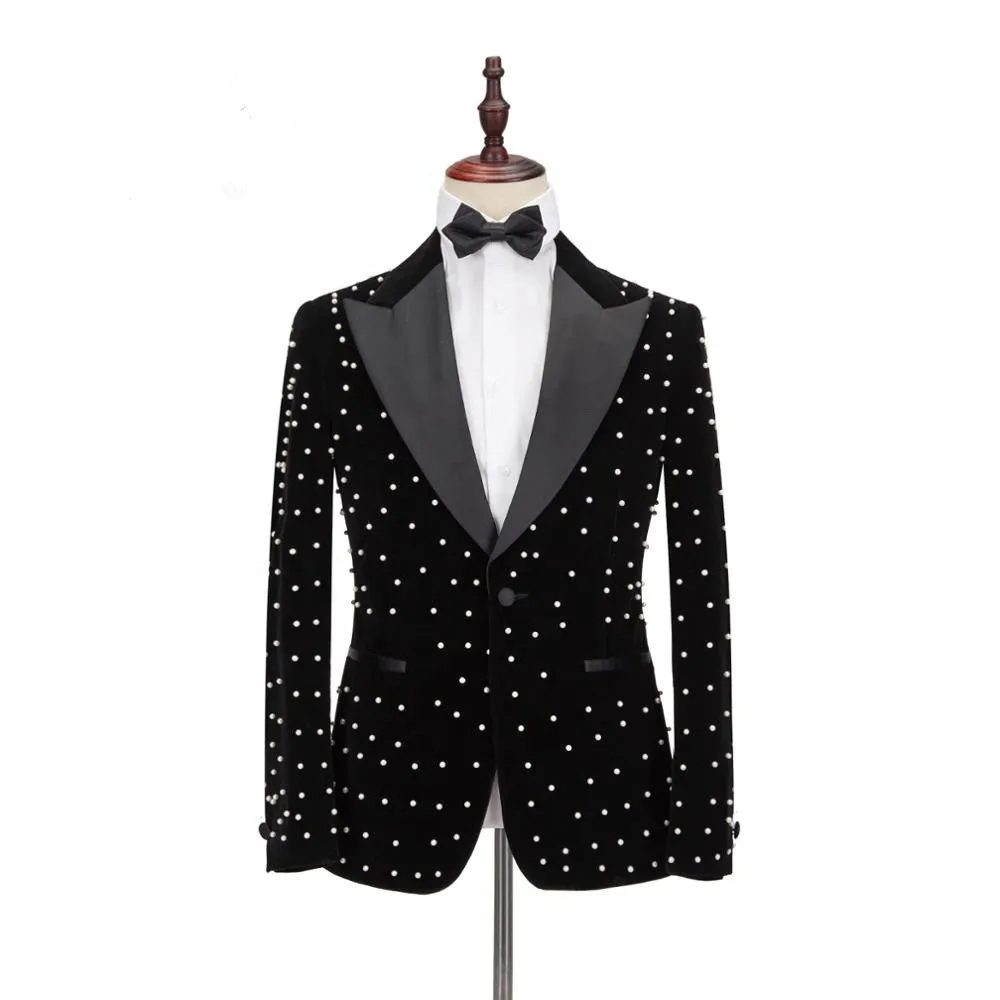 Classy Black Peaked Lapel Men Suits for Prom