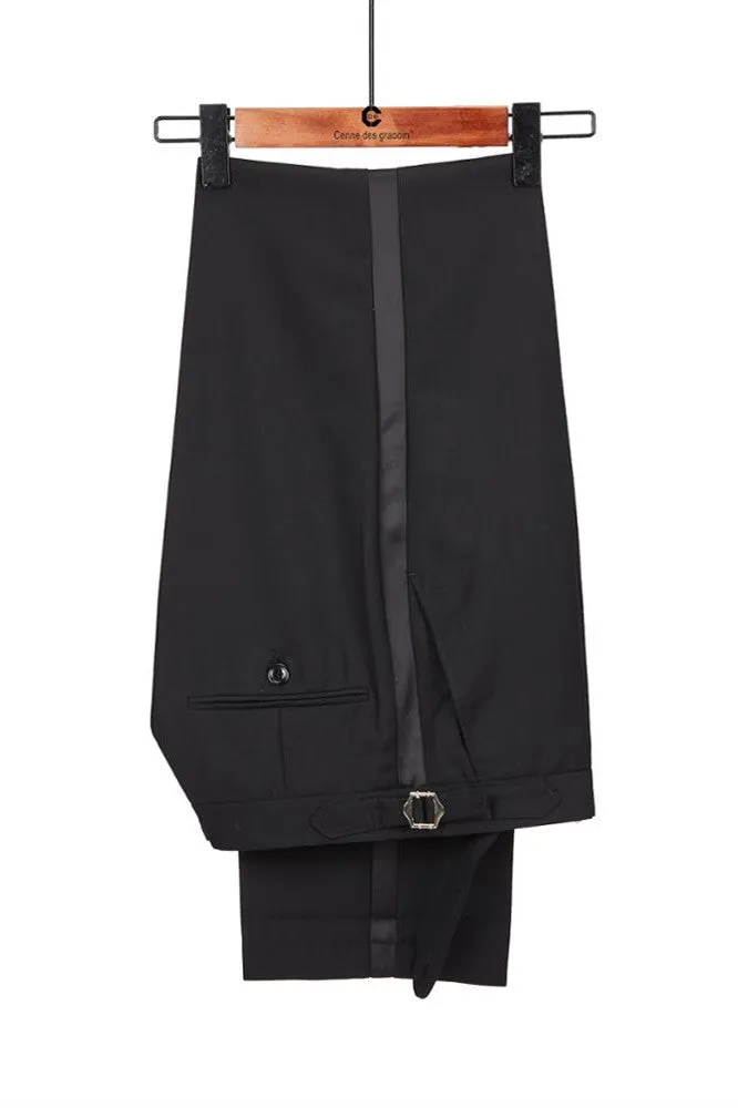 Classy Black Peaked Lapel Men Suits for Prom