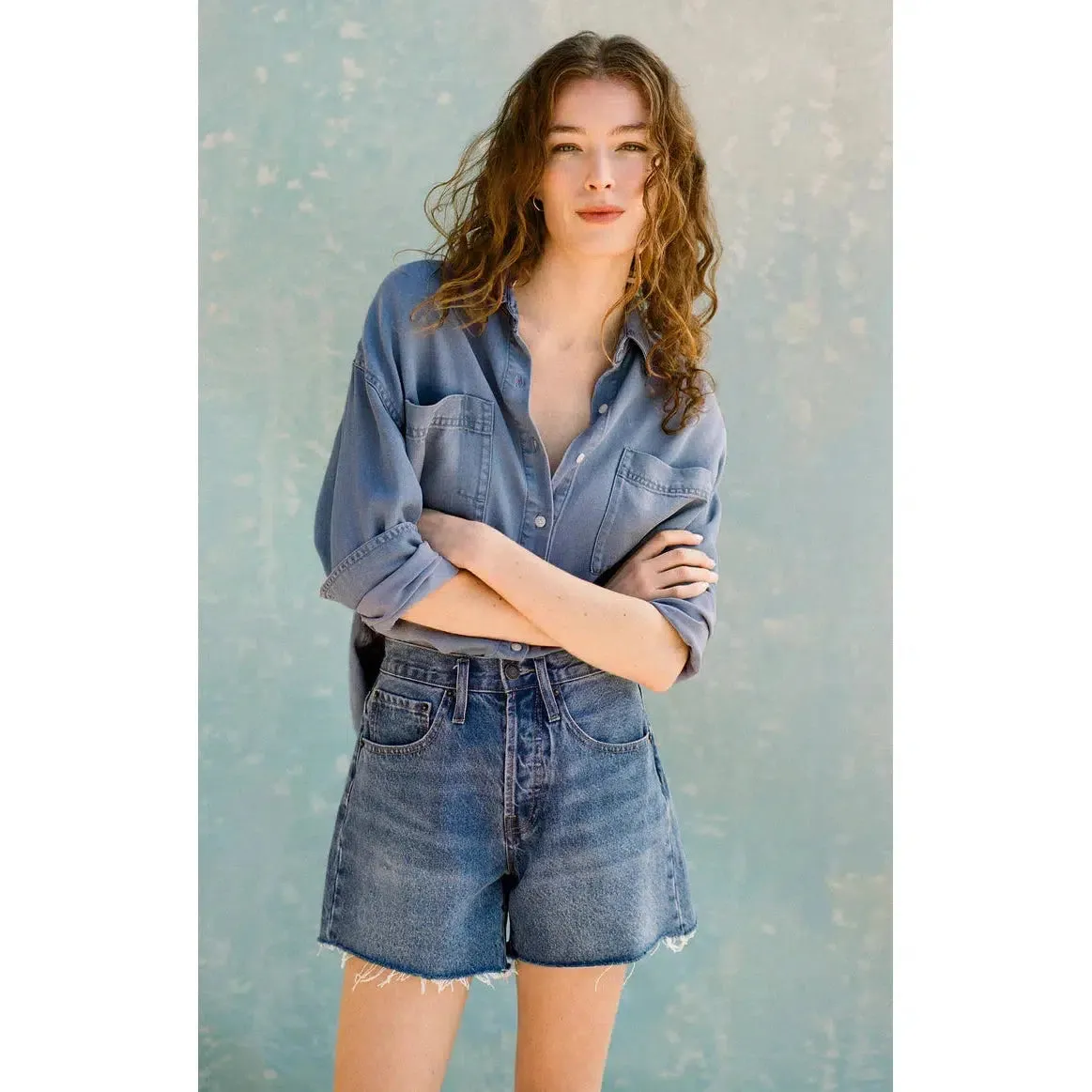 COLBIE CHAMBRAY TOP