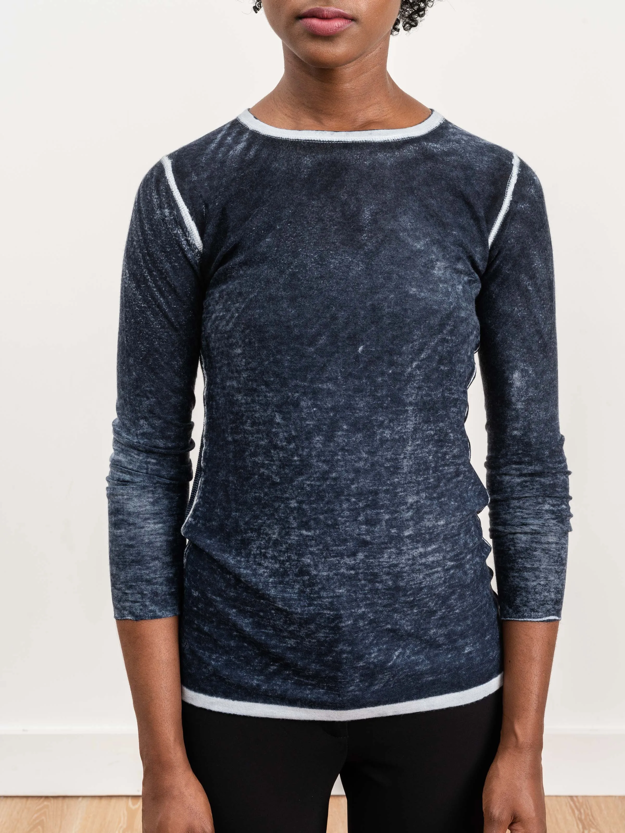 crewneck top