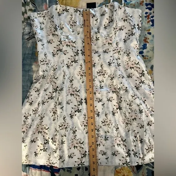 DANIELLE BERNSTEIN 14 White Floral Mini Dress WEWOREWHAT