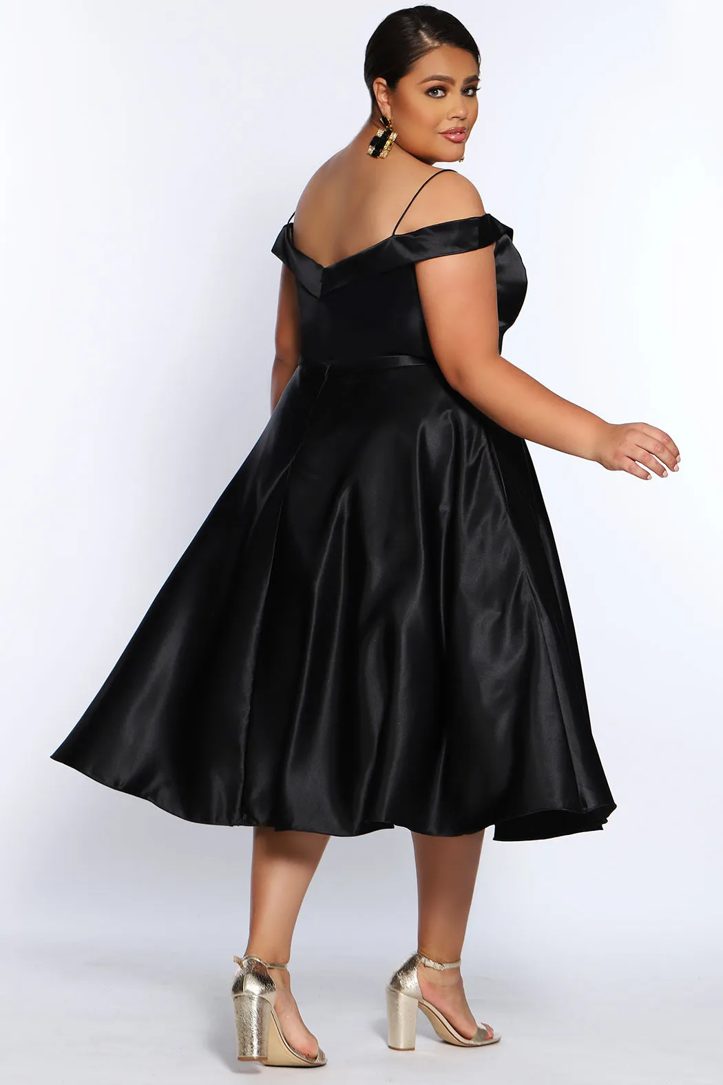 Discontinued Simply Divine Party Dress <br> CE2011