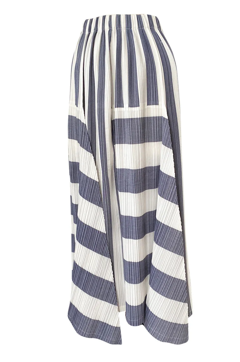 Early 1990s Issey Miyake Graphic Gray & White Elaborately Pleated Midi Skirt