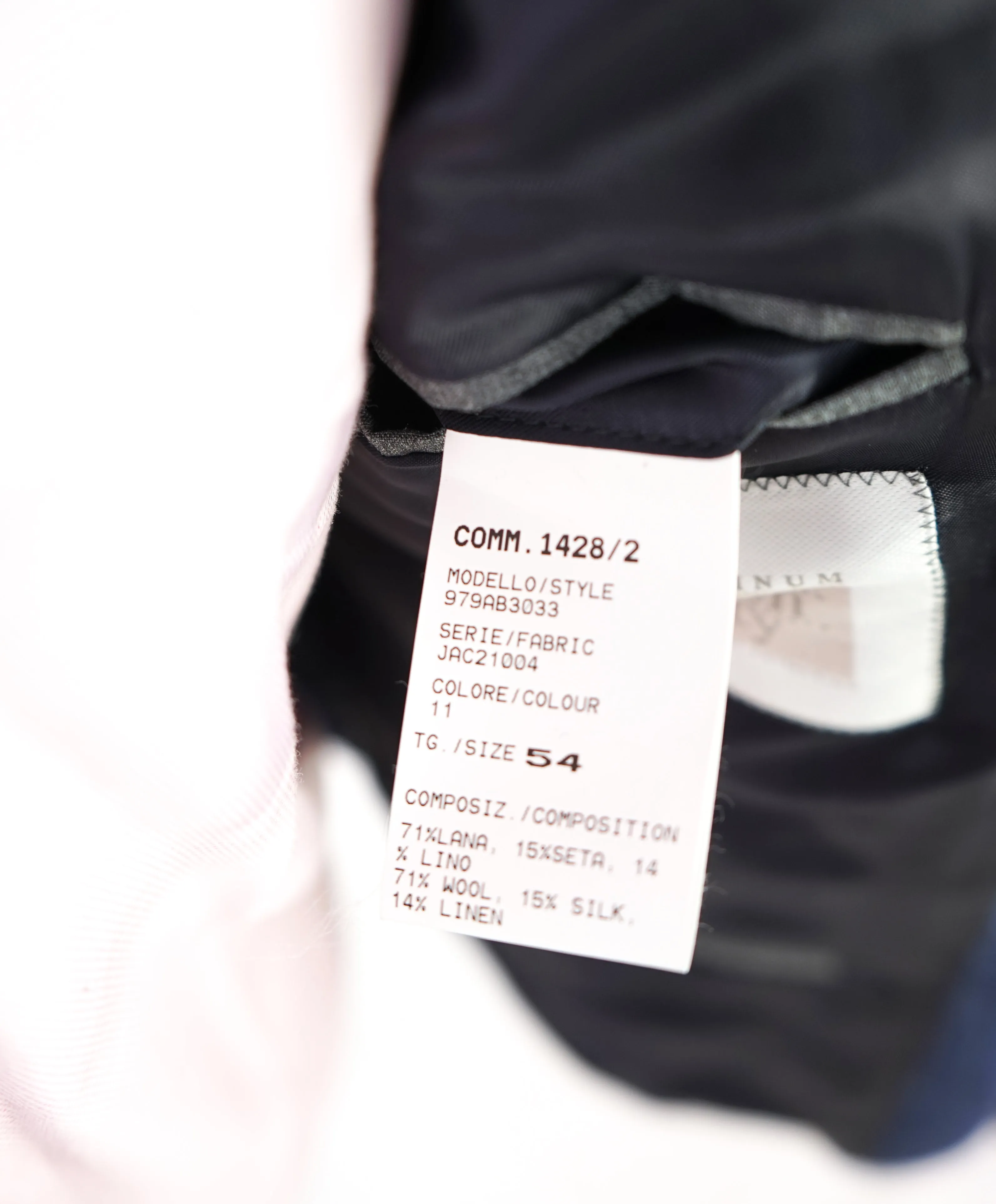 ELEVENTY -  "PLATINUM" Hand Made Double Breasted Blue SILK/LINEN Suit - 44R
