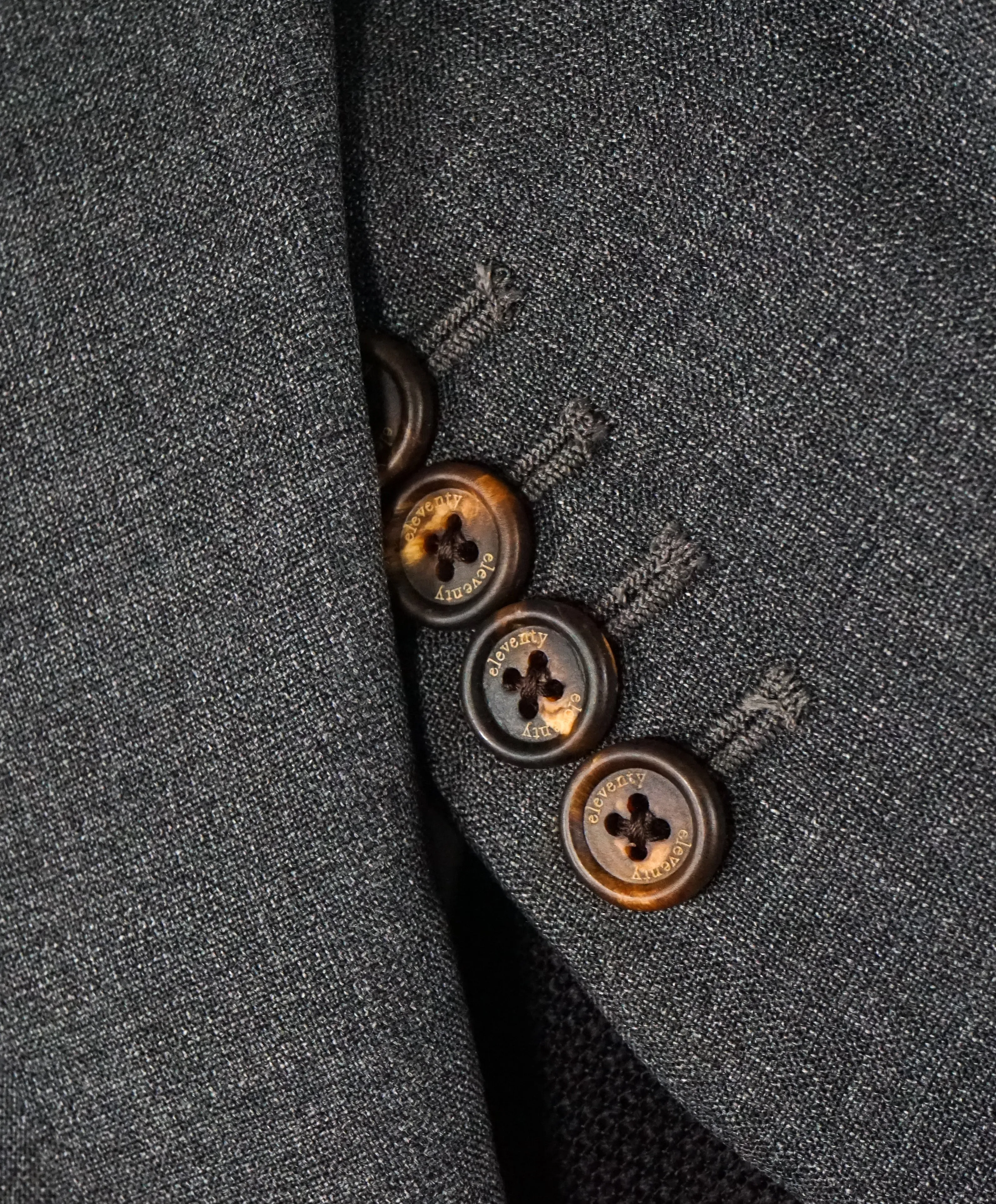 ELEVENTY - Semi-Lined Gray Suede Collar Notch Lapel Suit - 42R
