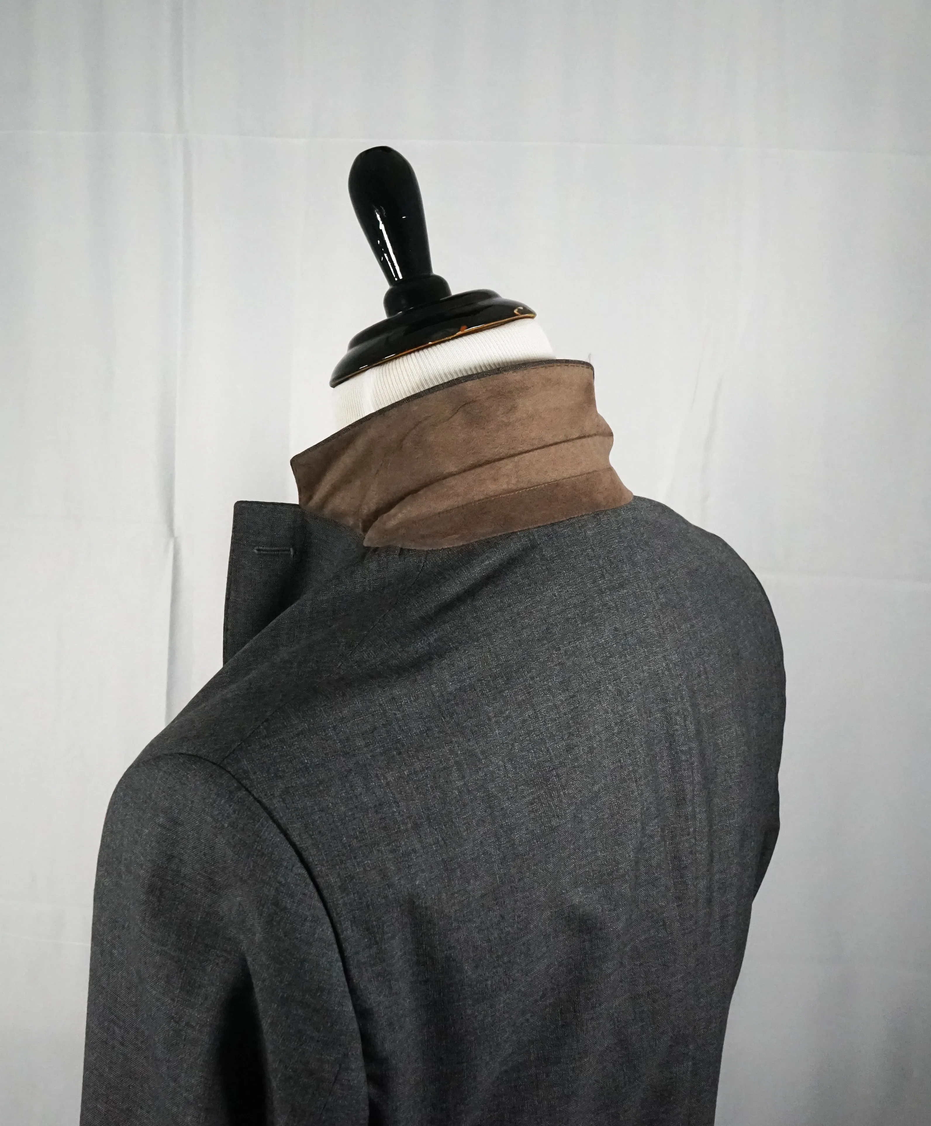 ELEVENTY - Semi-Lined Gray Suede Collar Notch Lapel Suit - 42R