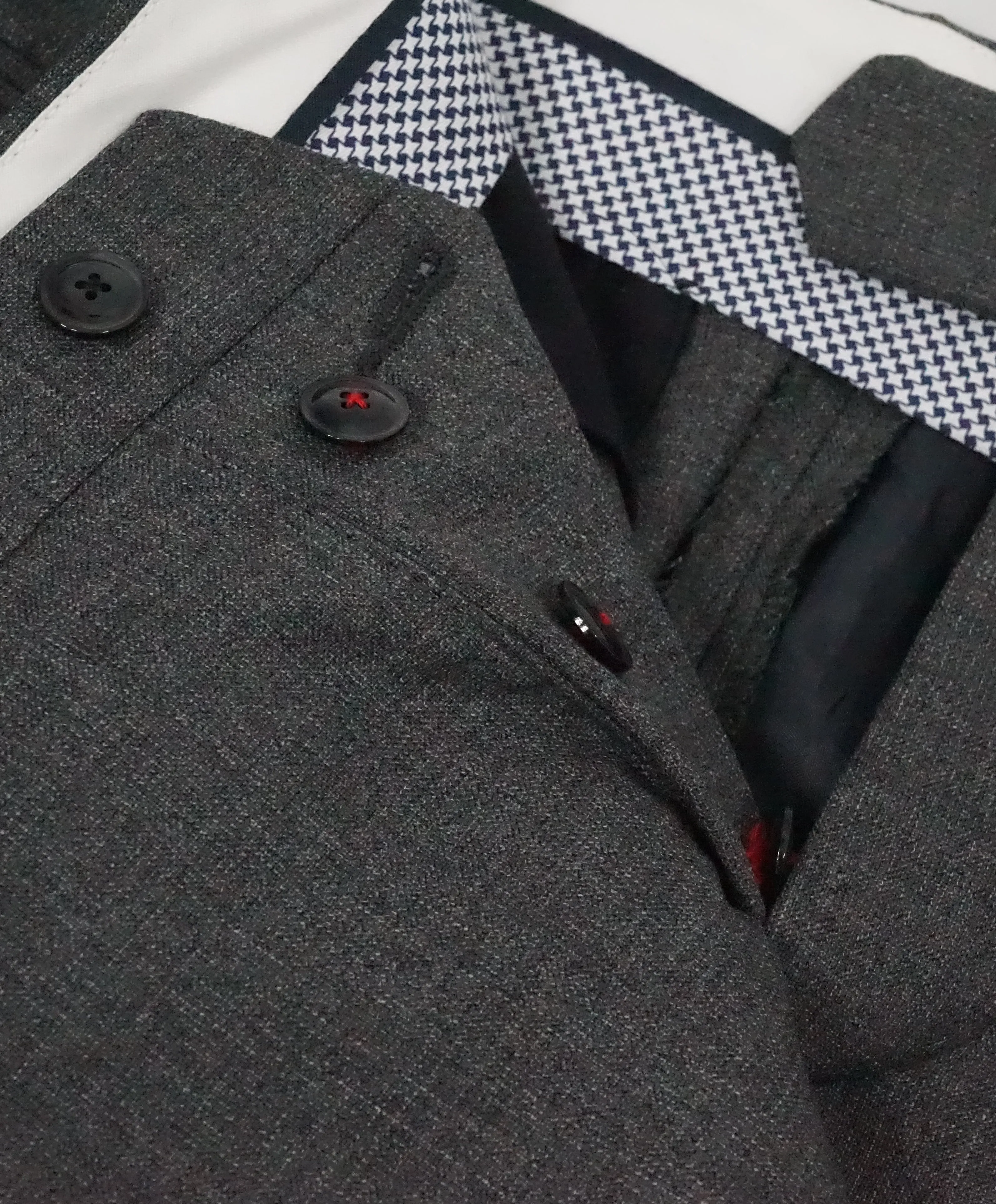 ELEVENTY - Semi-Lined Gray Suede Collar Notch Lapel Suit - 42R