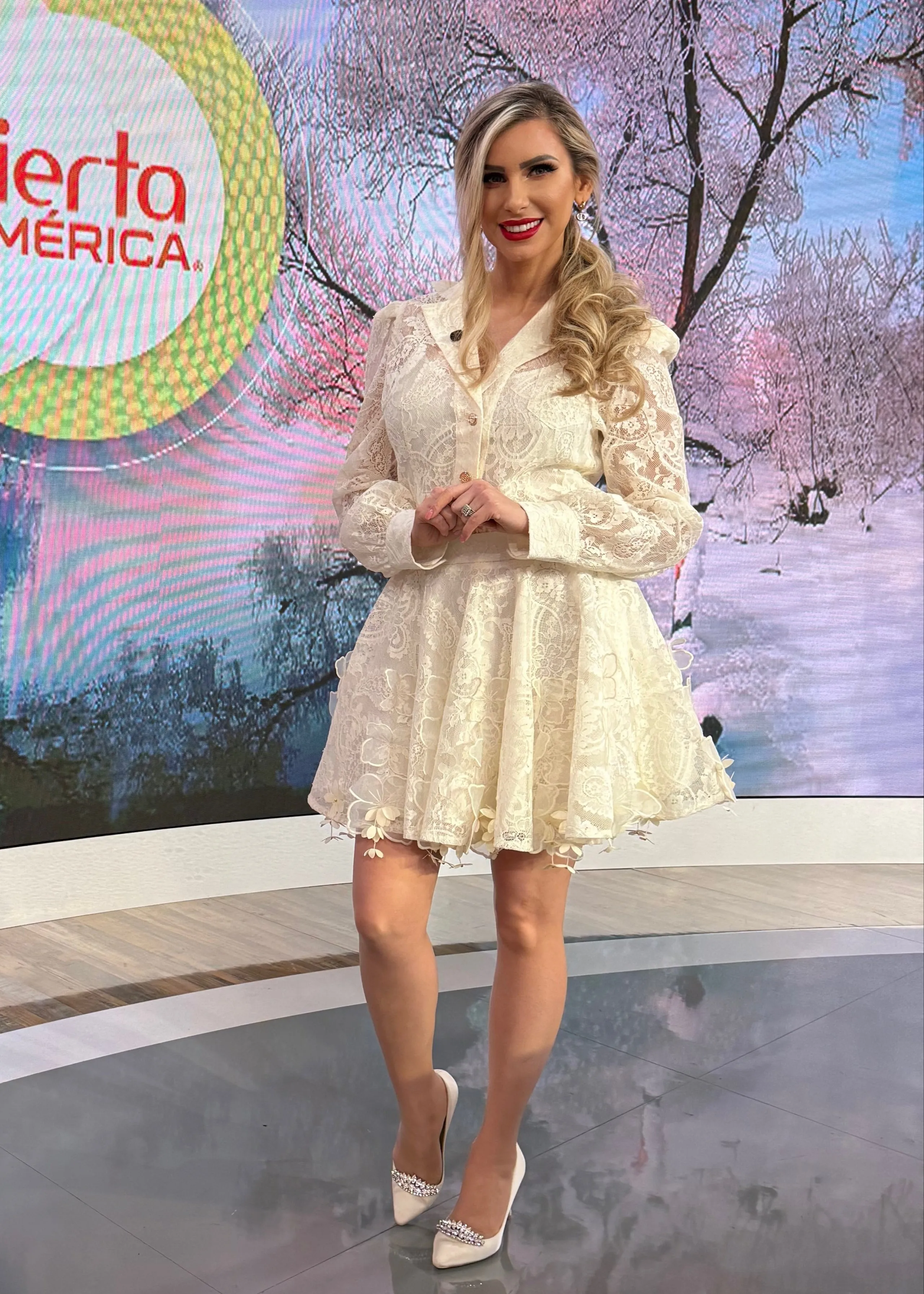 Eloise – Elegant Two-Piece Lace Blazer & Skirt Set | Sophisticated Cream Outfit for Special Occasions