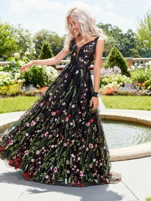 Exquisite V-neck Lace Prom Dresses Long Floral Formal Gowns CP115