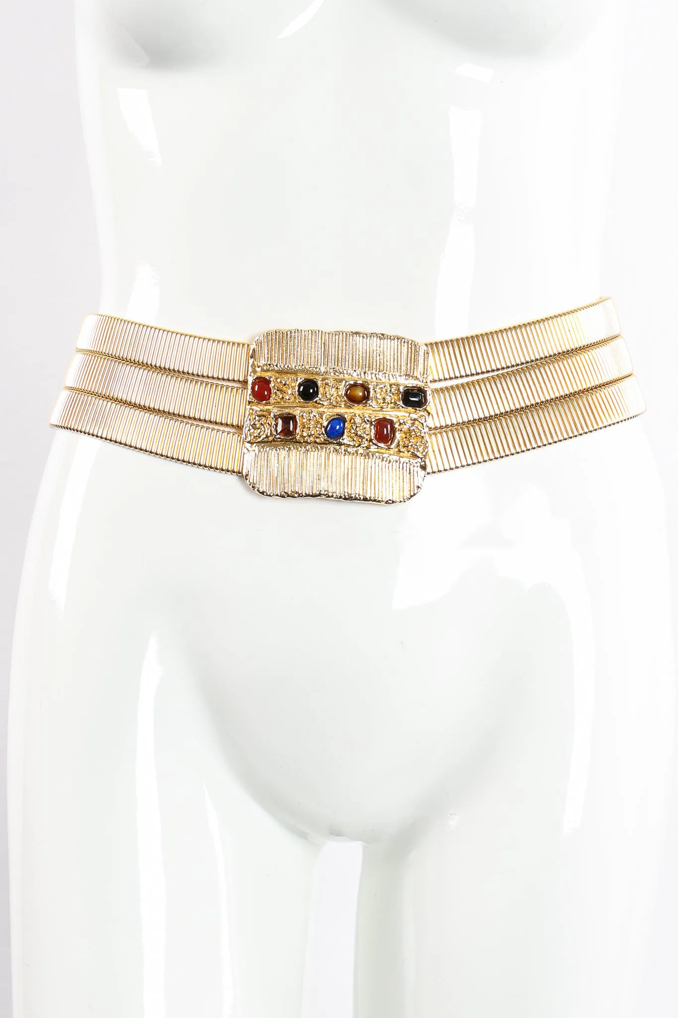 Fluted Cabochon Buckle Belt