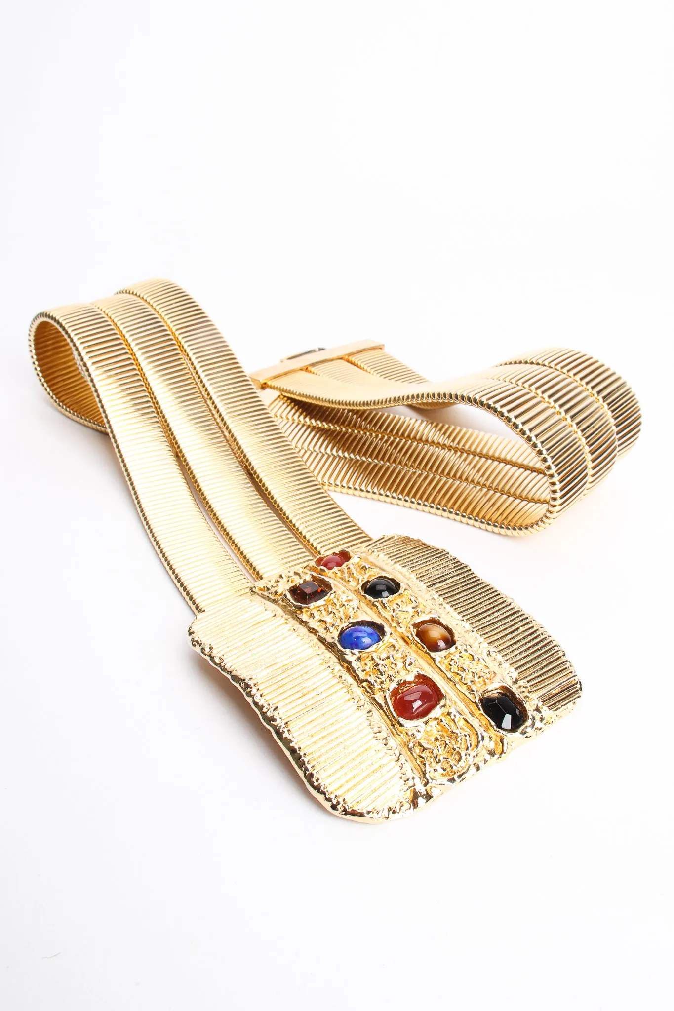 Fluted Cabochon Buckle Belt