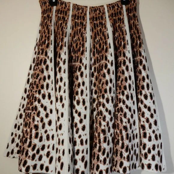 GIANNI BINI Dorinda Pleated Knee SKIRT Size L Leopard Rayon Heavy Knit NEW $129