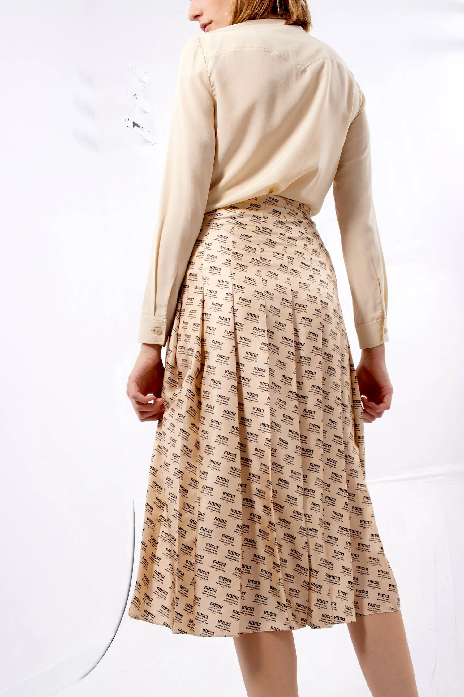 Gucci Beige All Over Stamp Logo Pleated Skirt - 36