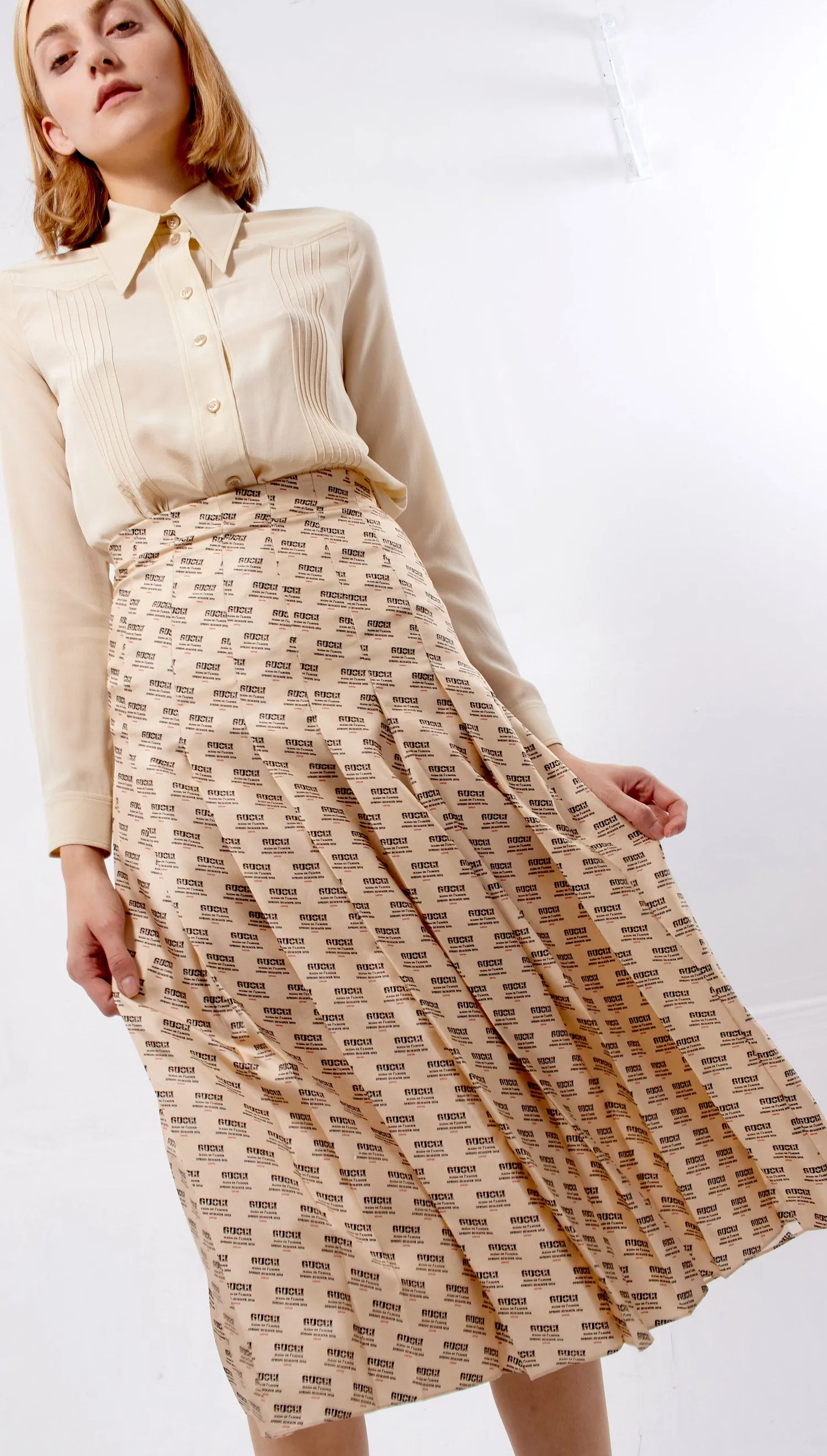 Gucci Beige All Over Stamp Logo Pleated Skirt - 36