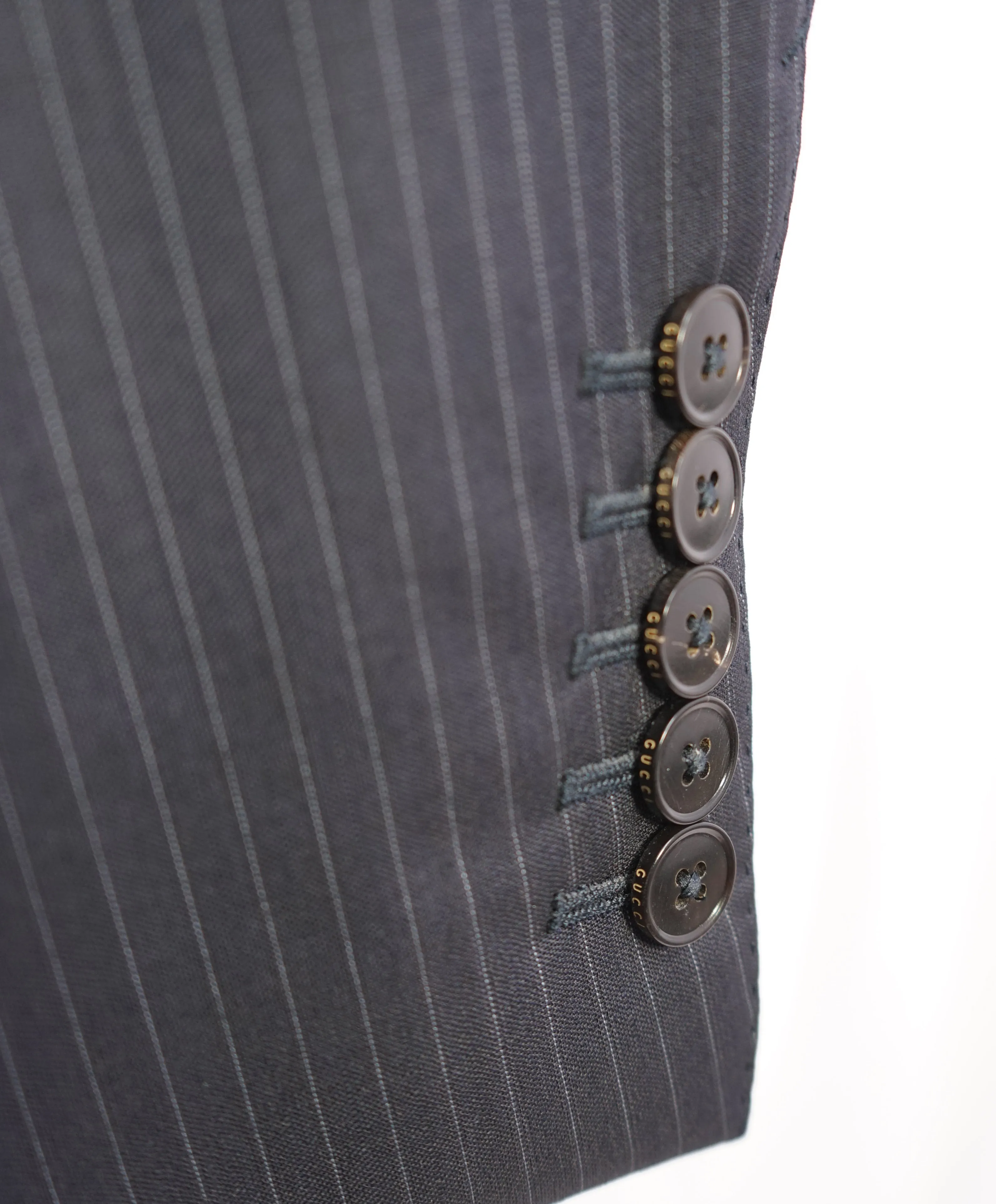 GUCCI - SLIM Mohair Wool ENGRAVED LOGO Buttons Navy Stripe Suit - 44R