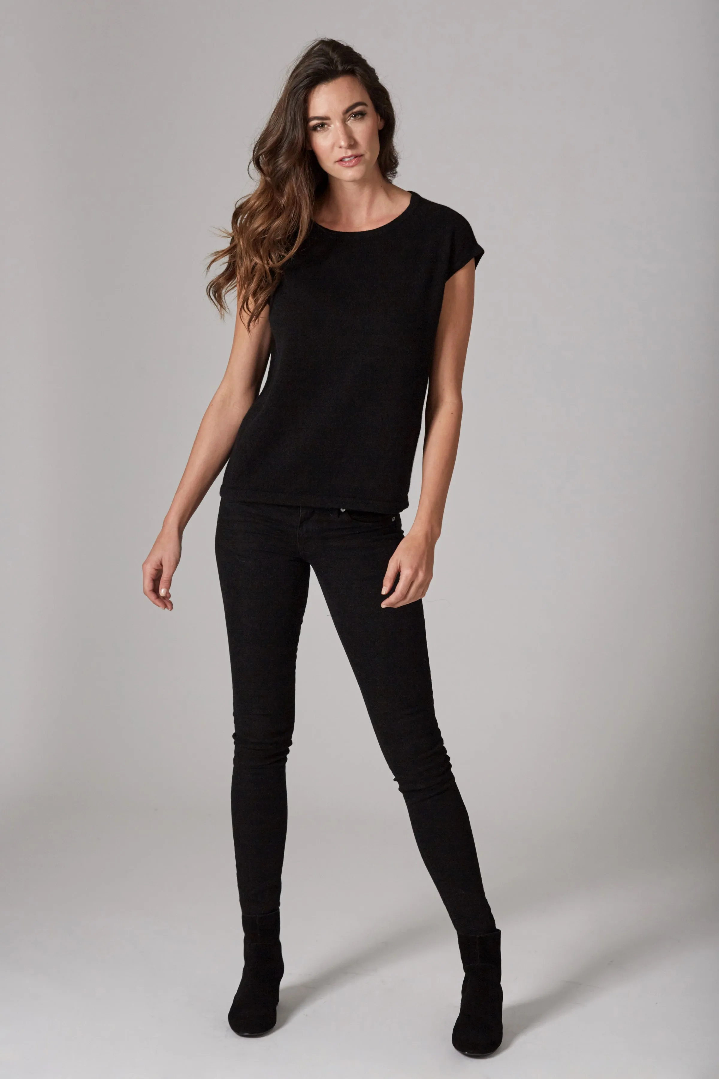 Hailey Cashmere Crewneck Top - Black