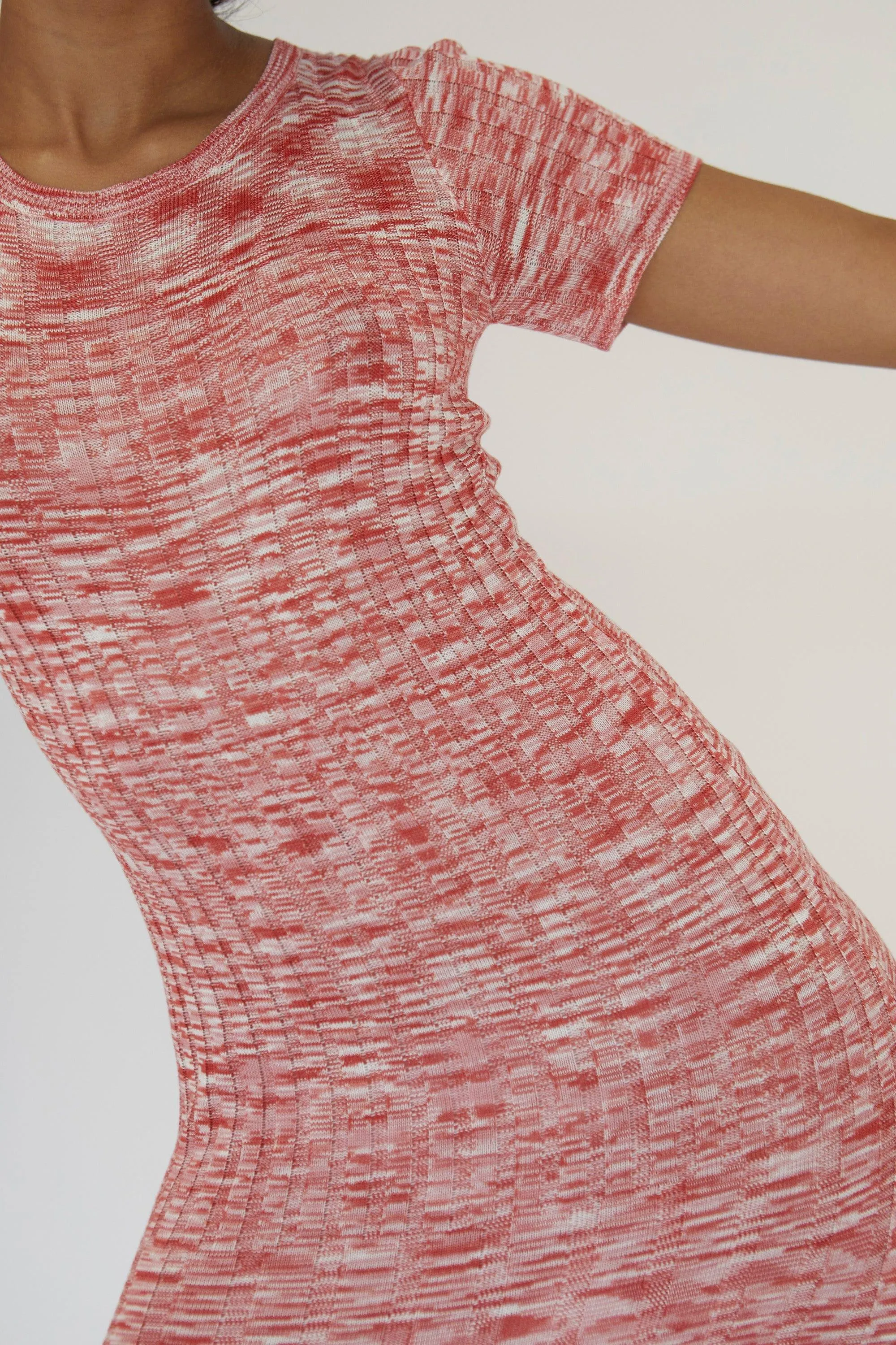 HORIZON KNIT FLARE OUT TEE DRESS | PINK TO RED