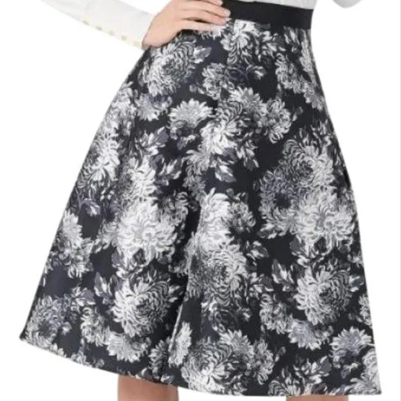 ISAAC MIZRAHI BLACK GRAY FLORAL 50's PLEATED SKIRT