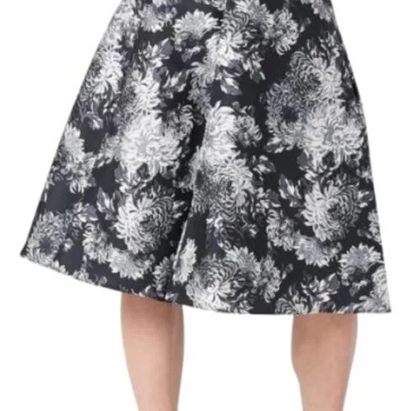 ISAAC MIZRAHI BLACK GRAY FLORAL 50's PLEATED SKIRT