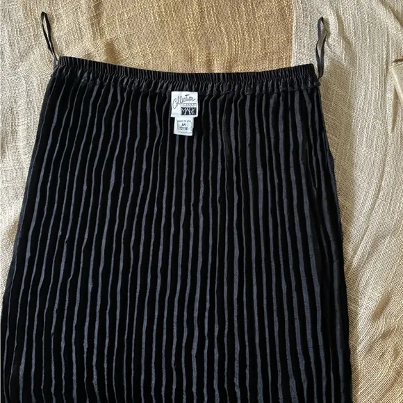 Jeanne Marc vintage sequined pleated skirt no lining M 12/14. Great condition.