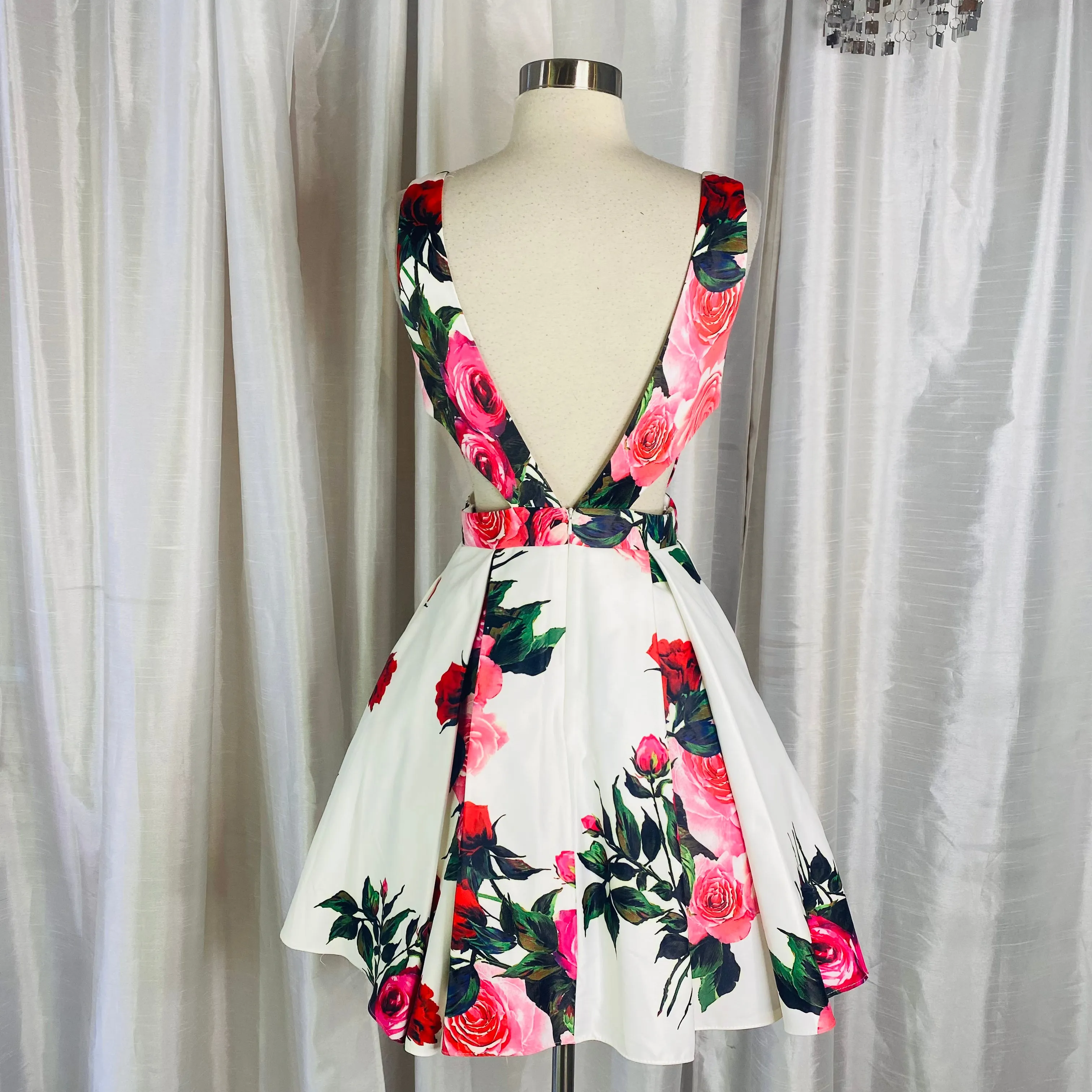 JVN BY JOVANI 65166 White Print Floral Print A-Line Short Dress Size 2 NWT