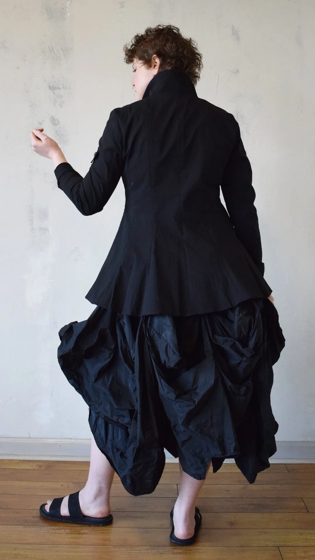 La Belle Jacket in Black