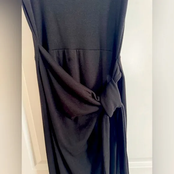 Like New!! LBLC wrap side tie Midi Dress, Black, Size Small