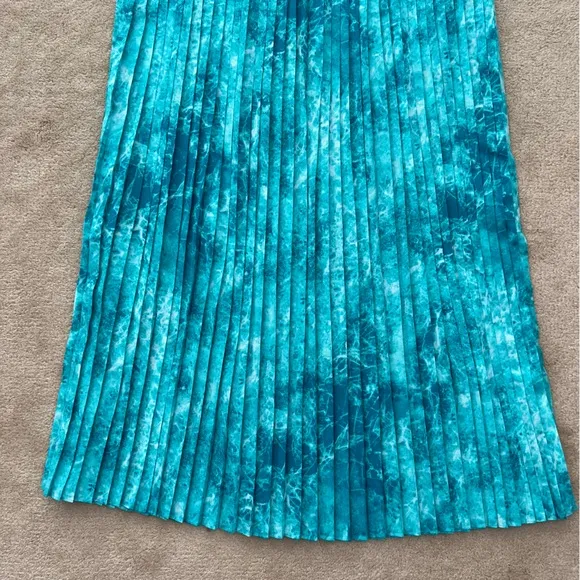Michael Kors Turquoise Water Print Pleated Skirt Large