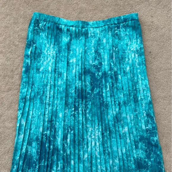 Michael Kors Turquoise Water Print Pleated Skirt Large