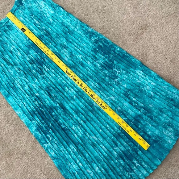 Michael Kors Turquoise Water Print Pleated Skirt Large