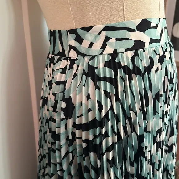 Milly | turquoise black white | pleated | brushstroke pattern | midi | 0 | skirt