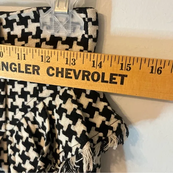 Nanette Lepore Houndstooth Peplum Wool Skirt  Sz 4