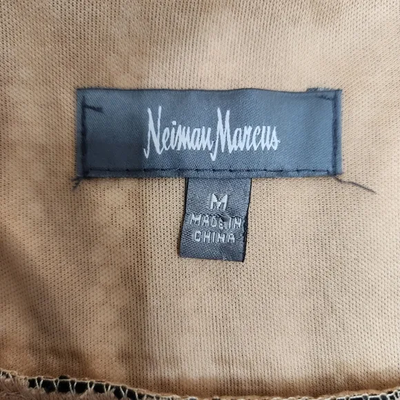 Neiman Marcus A-Line Crochet Layered Skirt w Nude Lining