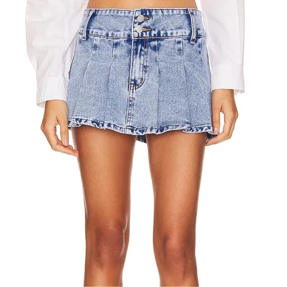 Nika Pleated Mini Skirt in Light Wash size smallMORE TO COME