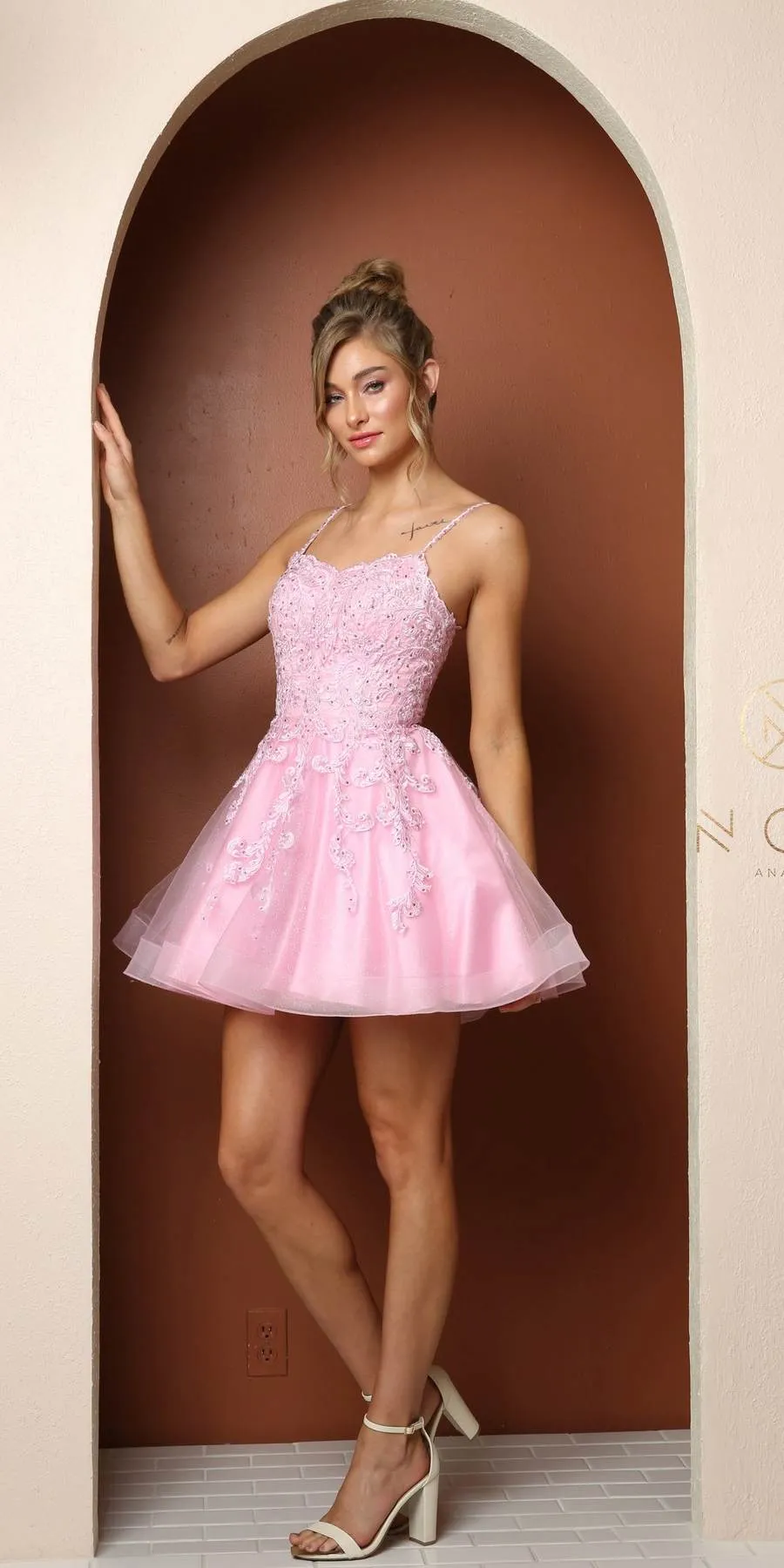 Nox Anabel H771 Sweetheart Neckline Embroidered Bodice Short Dress