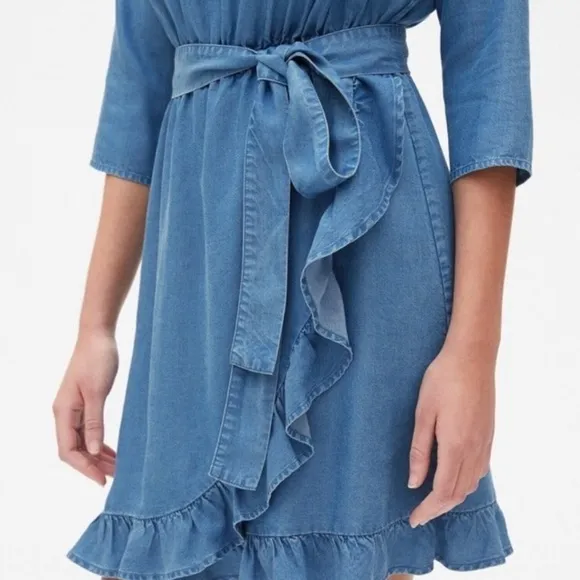 Nwot Gap Wrap Chambray Ruffle Hem Dress - Size Medium