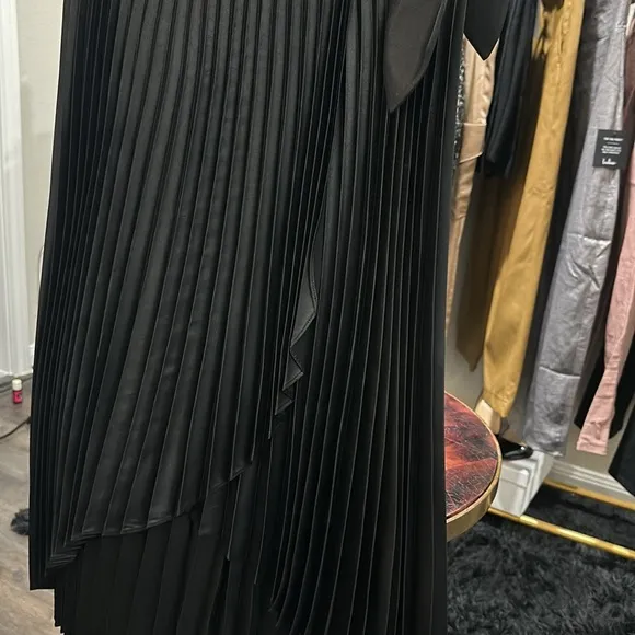 NWOT WHBW Metallic Pleated Wrap MIDI Skirt