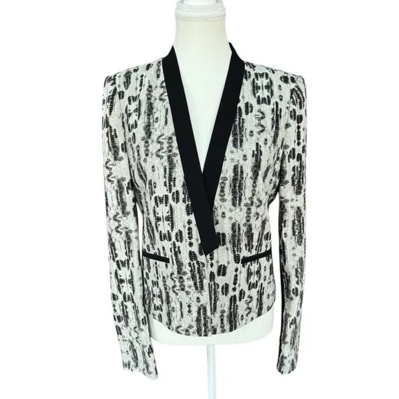NWT** BCBGMAXAZRIA Guy Print Blazer CroppedBusiness Black/Comb Medium